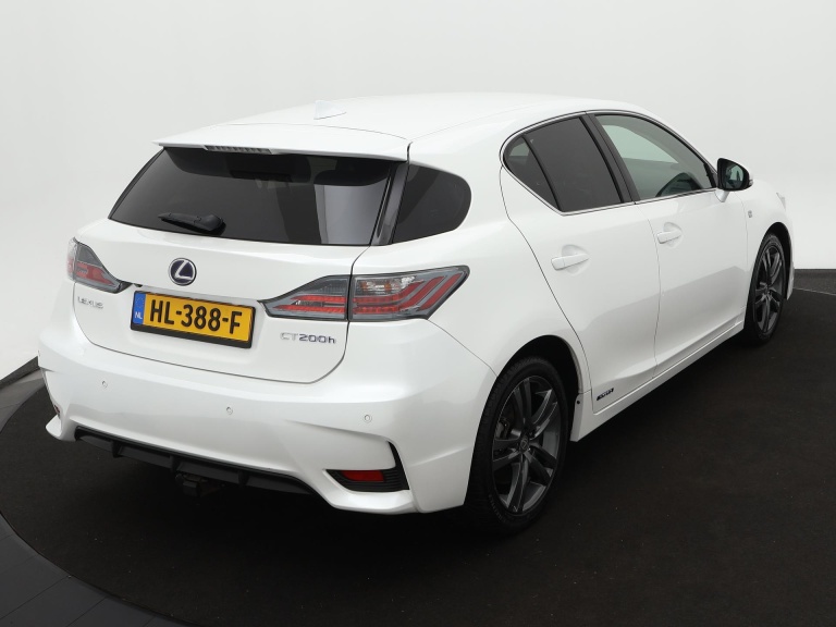 Lexus CT - 200h 25th Edition 12