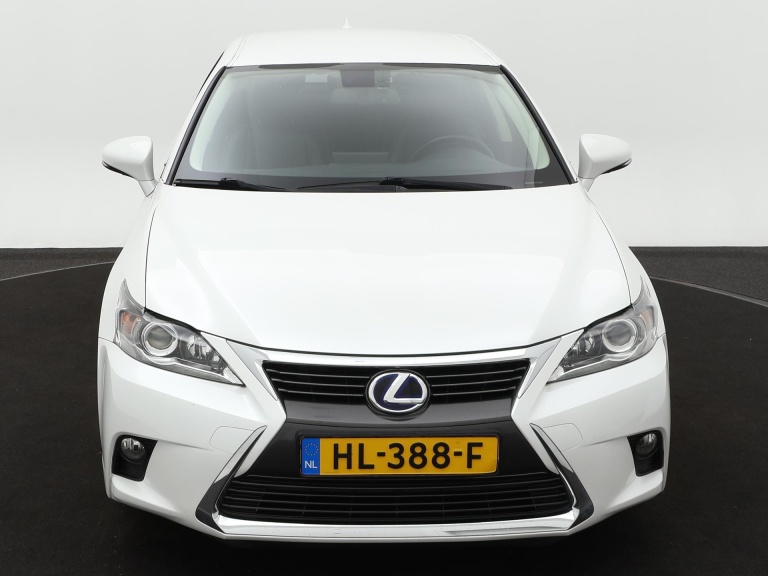 Lexus CT - 200h 25th Edition 19