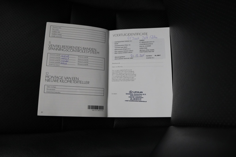 Lexus CT - 200h 25th Edition 50