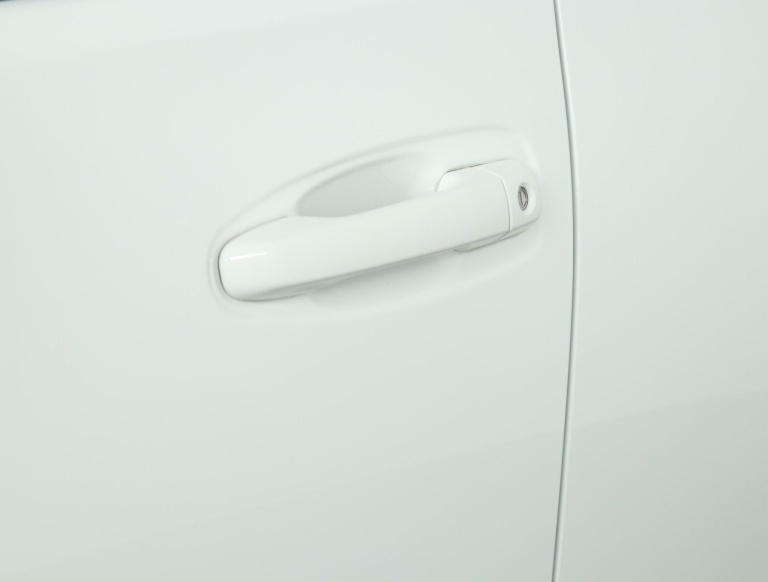 Toyota Land Cruiser - 2.8 D-4D-F Executive Window Van 35