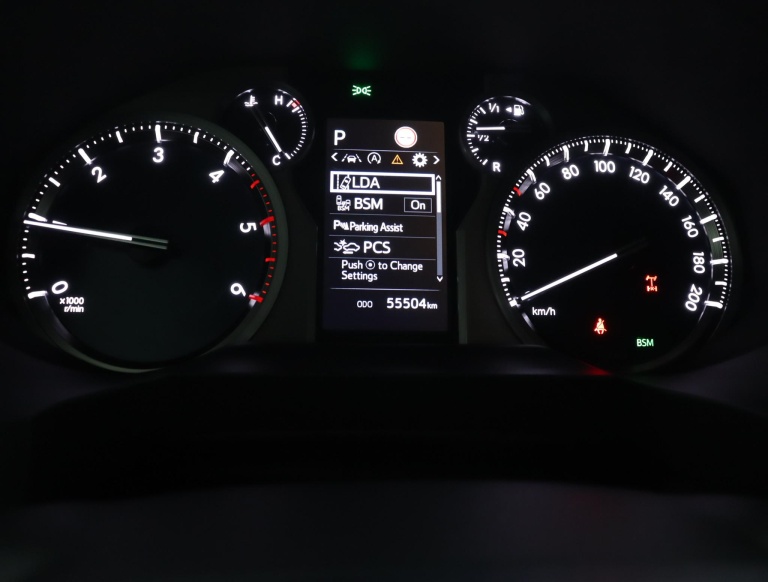 Toyota Land Cruiser - 2.8 D-4D-F Executive Window Van 49