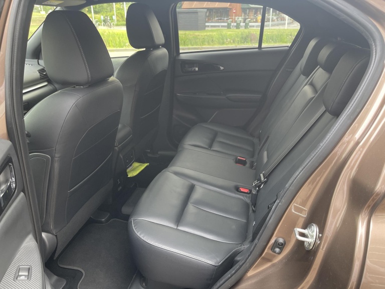 Mitsubishi Eclipse Cross - 2.4 PHEV Instyle 15