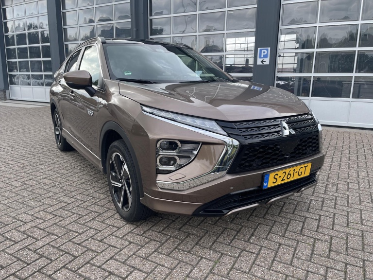 Mitsubishi Eclipse Cross - 2.4 PHEV Instyle 2