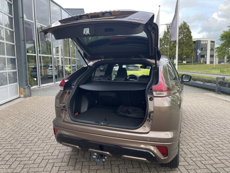 Mitsubishi Eclipse Cross - 2.4 PHEV Instyle 9