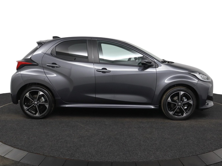Toyota Yaris - 1.5 Hybrid 130 Executive 13