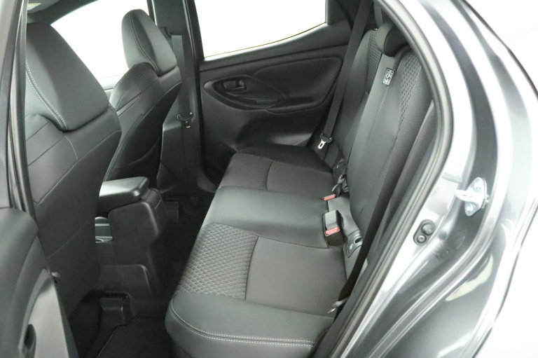 Toyota Yaris - 1.5 Hybrid 130 Executive 17