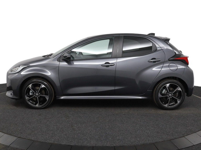 Toyota Yaris - 1.5 Hybrid 130 Executive 3