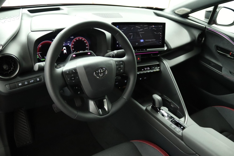 Toyota C-HR - 2.0 Plug-in Hybrid 220 Premium 64