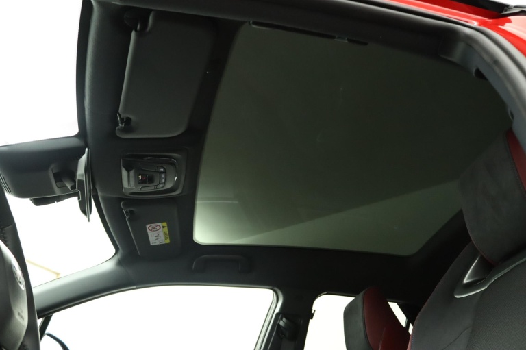 Toyota C-HR - 2.0 Plug-in Hybrid 220 Premium 65