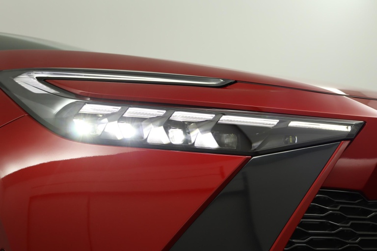 Toyota C-HR - 2.0 Plug-in Hybrid 220 Premium 72