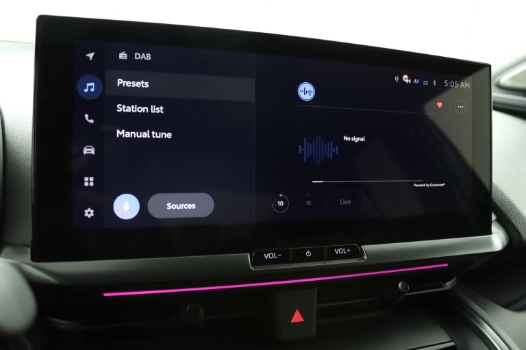 Toyota C-HR - 2.0 Plug-in Hybrid 220 Premium 8