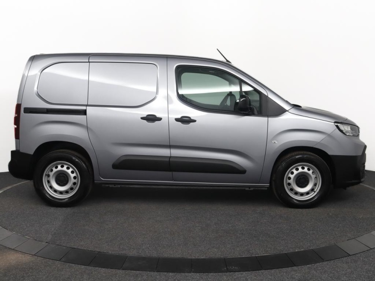 Toyota PROACE CITY Electric - Challenger 50 kWh 13