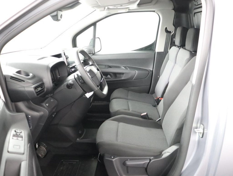 Toyota PROACE CITY Electric - Challenger 50 kWh 17