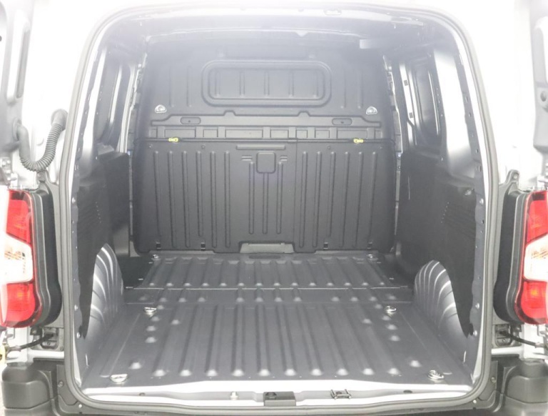Toyota PROACE CITY Electric - Challenger 50 kWh 23