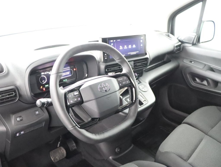 Toyota PROACE CITY Electric - Challenger 50 kWh 4