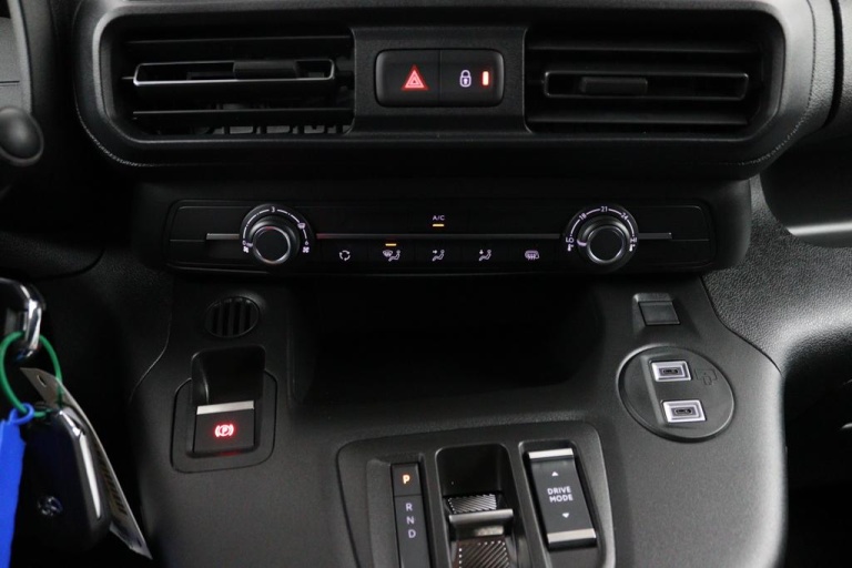 Toyota PROACE CITY Electric - Challenger 50 kWh 21