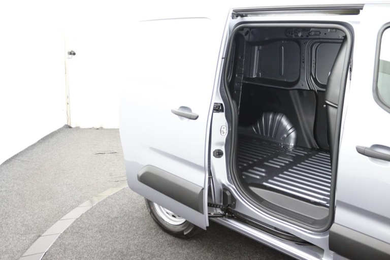 Toyota PROACE CITY Electric - Challenger 50 kWh 33