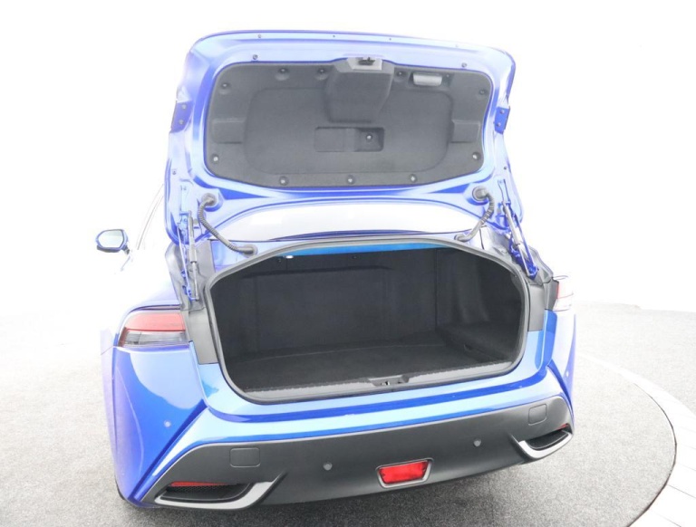 Toyota Mirai - Prestige 31