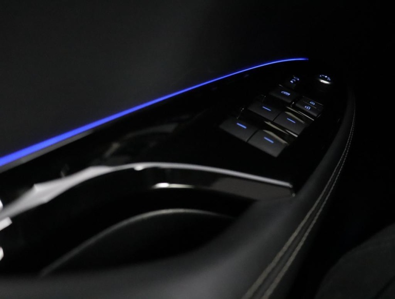 Toyota Mirai - Prestige 46