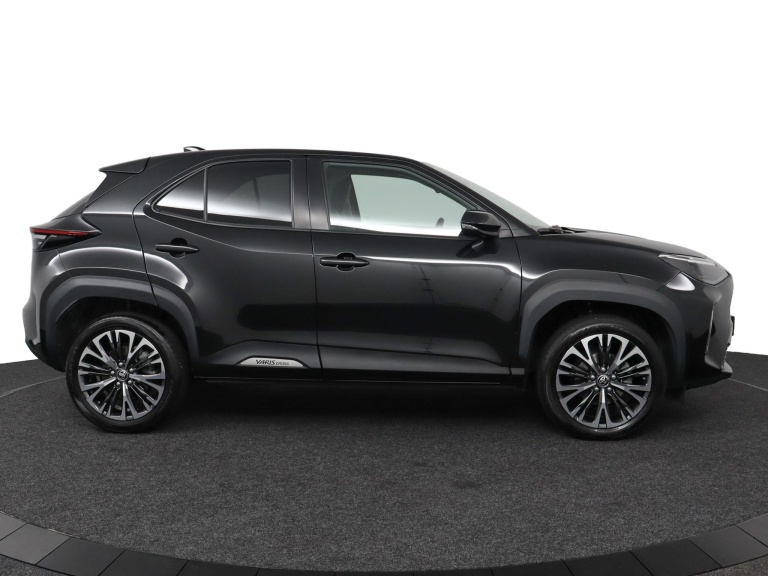 Toyota Yaris Cross - 1.5 Hybrid Executive 13