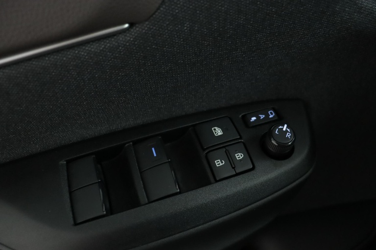 Toyota Yaris Cross - 1.5 Hybrid Executive 29