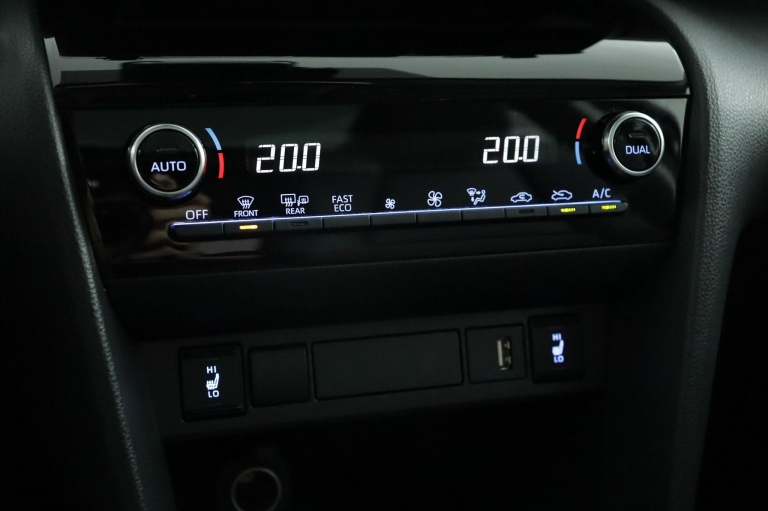 Toyota Yaris Cross - 1.5 Hybrid Executive 7