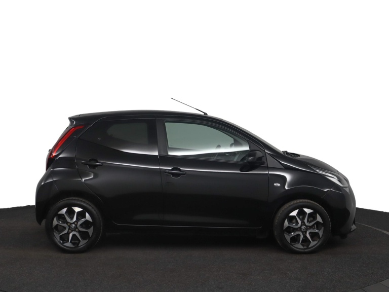 Toyota Aygo - 1.0 VVT-i x-joy 13