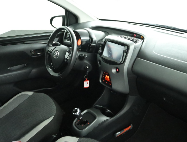 Toyota Aygo - 1.0 VVT-i x-joy 53