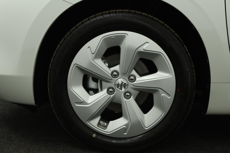 Suzuki Swift - 1.2 Select Smart Hybrid 38