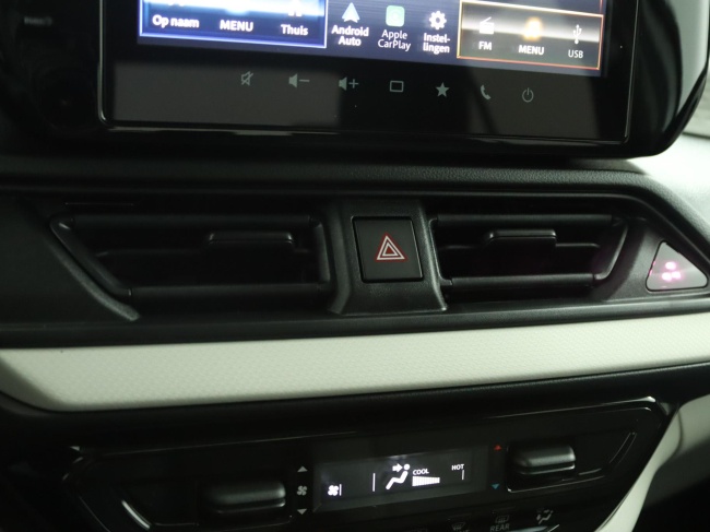 Suzuki Swift - 1.2 Select Smart Hybrid