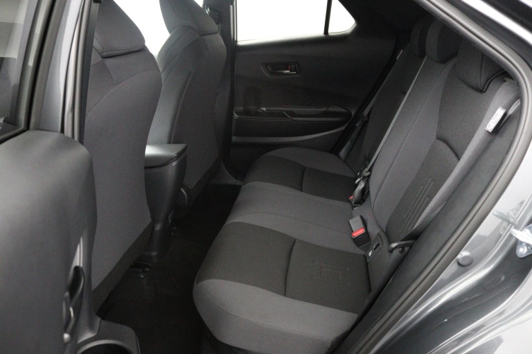 Toyota C-HR - 1.8 Hybrid 140 Dynamic 17