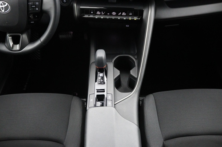 Toyota C-HR - 1.8 Hybrid 140 Dynamic 26