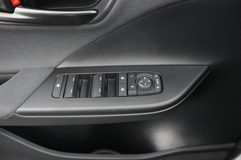 Toyota C-HR - 1.8 Hybrid 140 Dynamic 28