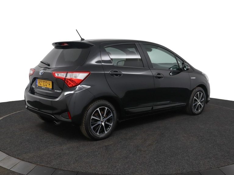 Toyota Yaris - 1.5 Hybrid Design Sport 2