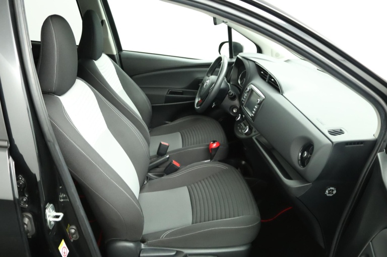 Toyota Yaris - 1.5 Hybrid Design Sport 22