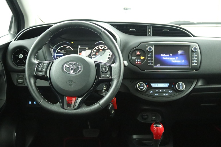 Toyota Yaris - 1.5 Hybrid Design Sport 58
