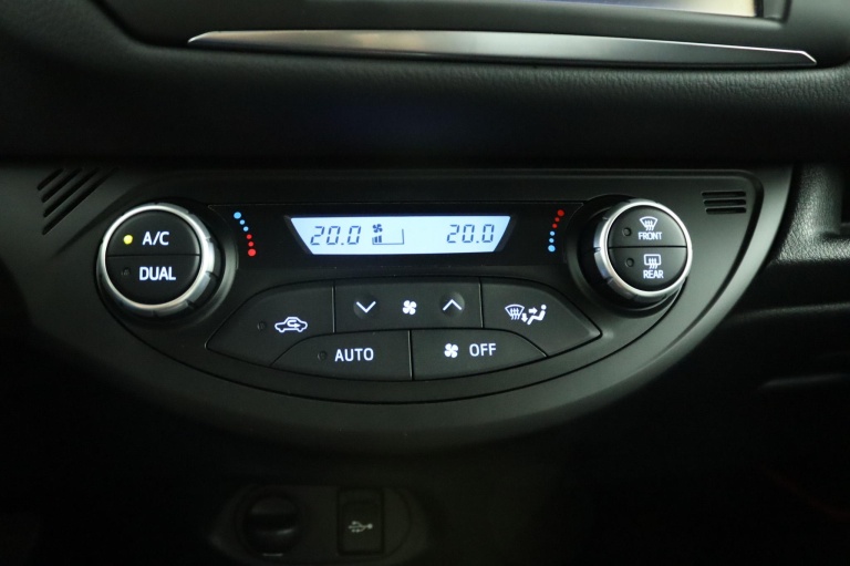 Toyota Yaris - 1.5 Hybrid Design Sport 7