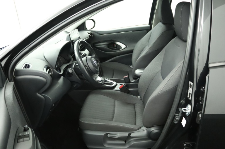 Toyota Yaris - 1.5 Hybrid Active 17