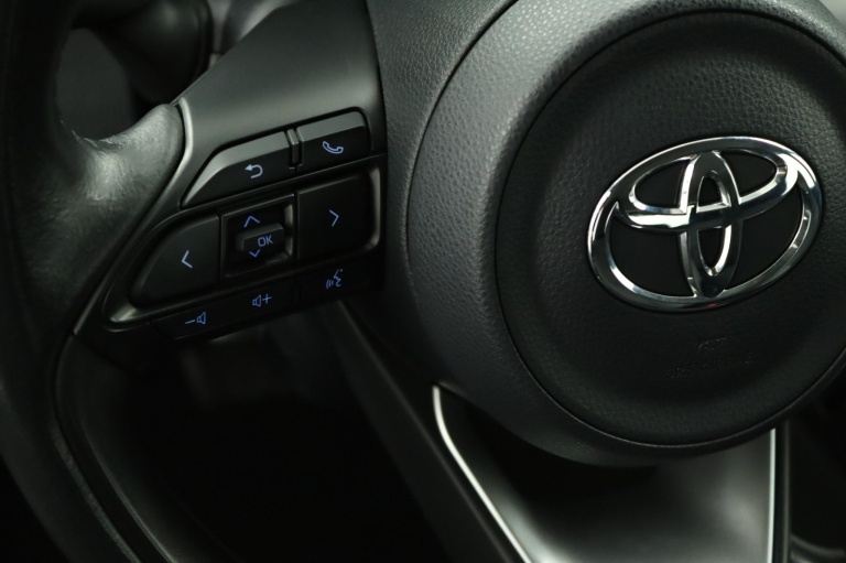 Toyota Yaris - 1.5 Hybrid Active 19