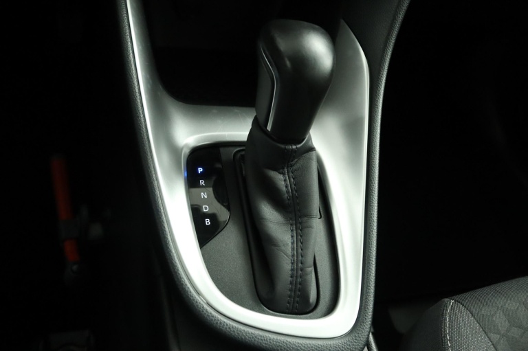 Toyota Yaris - 1.5 Hybrid Active 27
