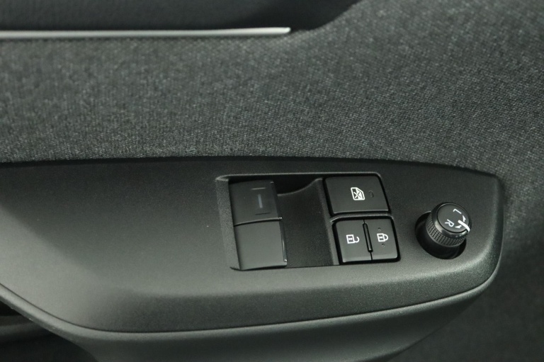 Toyota Yaris - 1.5 Hybrid Active 28