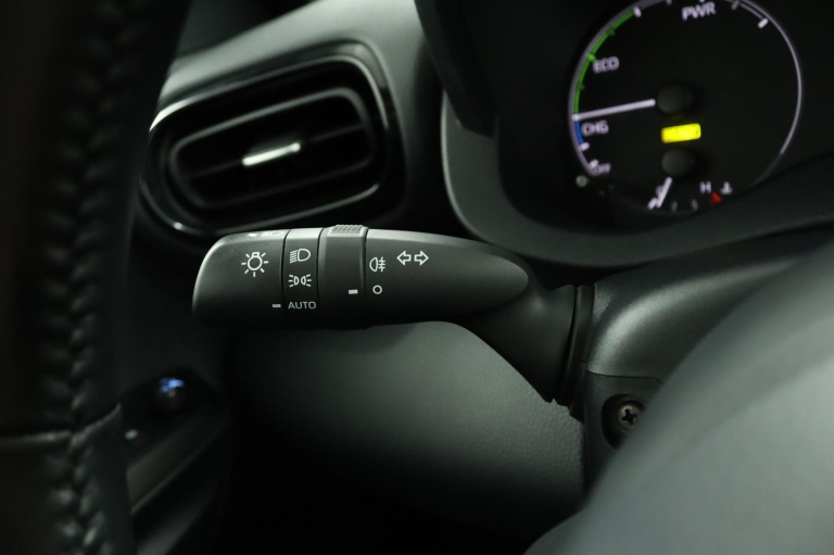 Toyota Yaris - 1.5 Hybrid Active 30