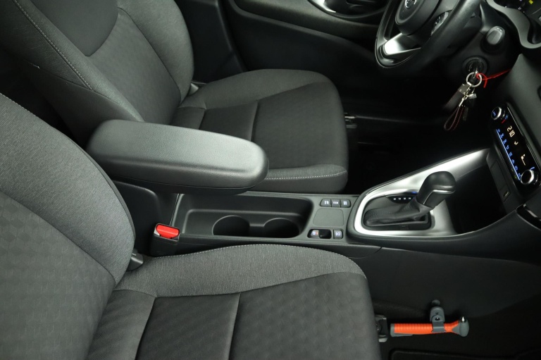 Toyota Yaris - 1.5 Hybrid Active 64