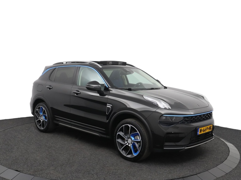 Lynk & Co 01 - 1.5 2
