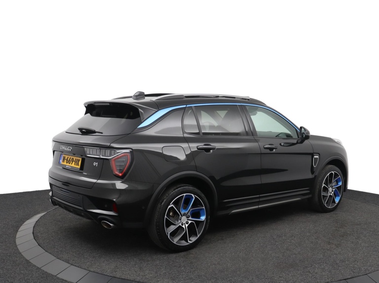 Lynk & Co 01 - 1.5 3
