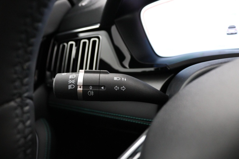 BYD SEAL U - 1.5 DM-i FWD Boost 16
