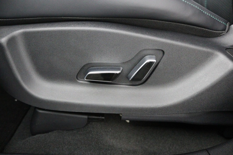 BYD SEAL U - 1.5 DM-i FWD Boost 56