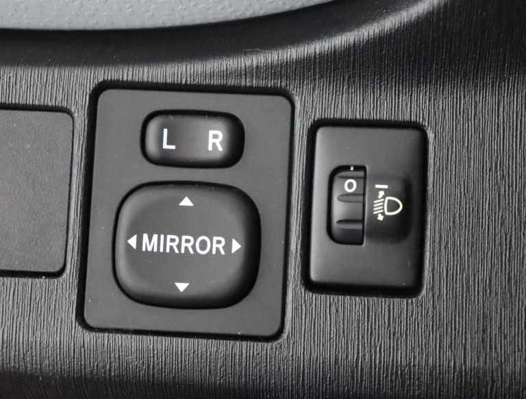 Toyota Yaris - 1.5 Full Hybrid Dynamic 31