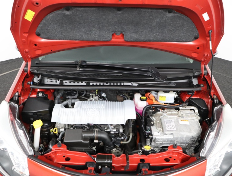 Toyota Yaris - 1.5 Full Hybrid Dynamic 36
