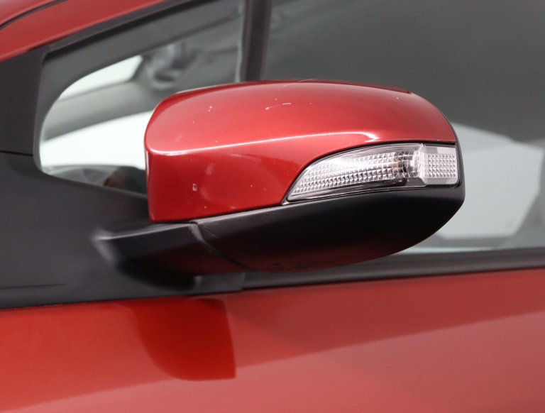 Toyota Yaris - 1.5 Full Hybrid Dynamic 39